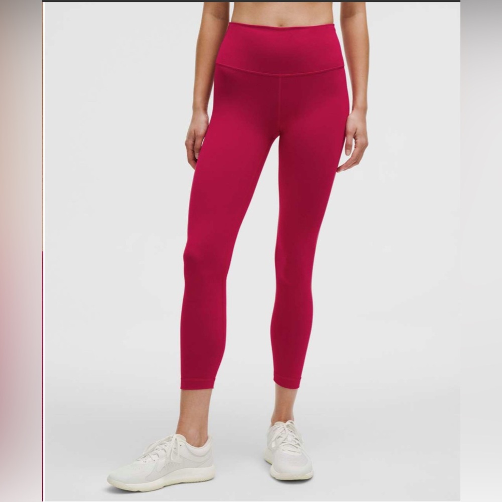 Lululemon Wunder Train High-Rise Tight 25"
Passionate size 0